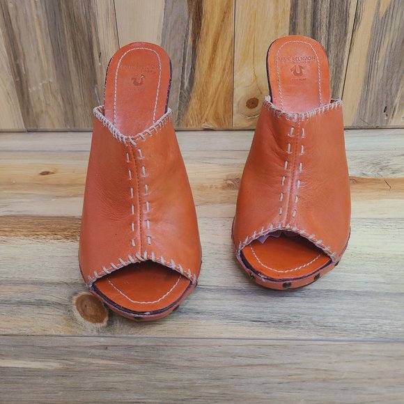 True Religion Peep Toe Platform Heels - Picture 2 of 8